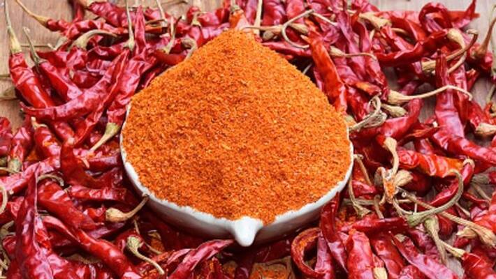 here are many qualities of dry chili here are many qualities of dry chili
