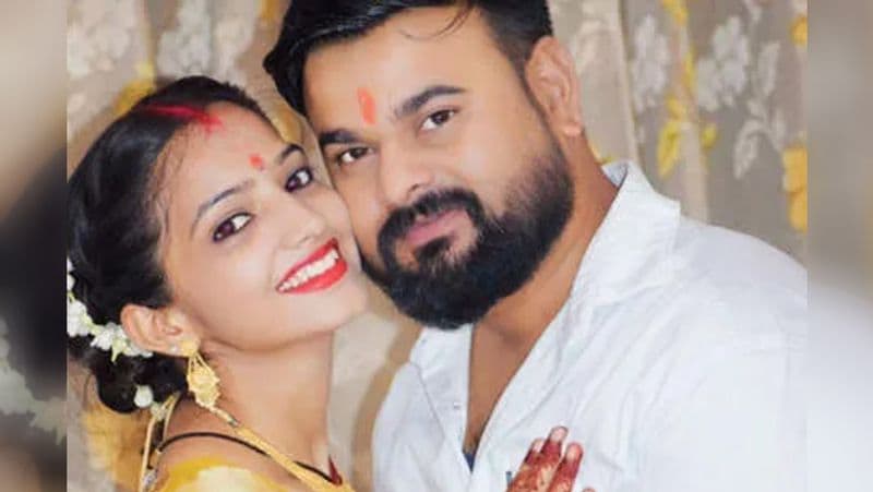 bjp mla daughter sakshi mishra preparing for ias after love marriage KPU