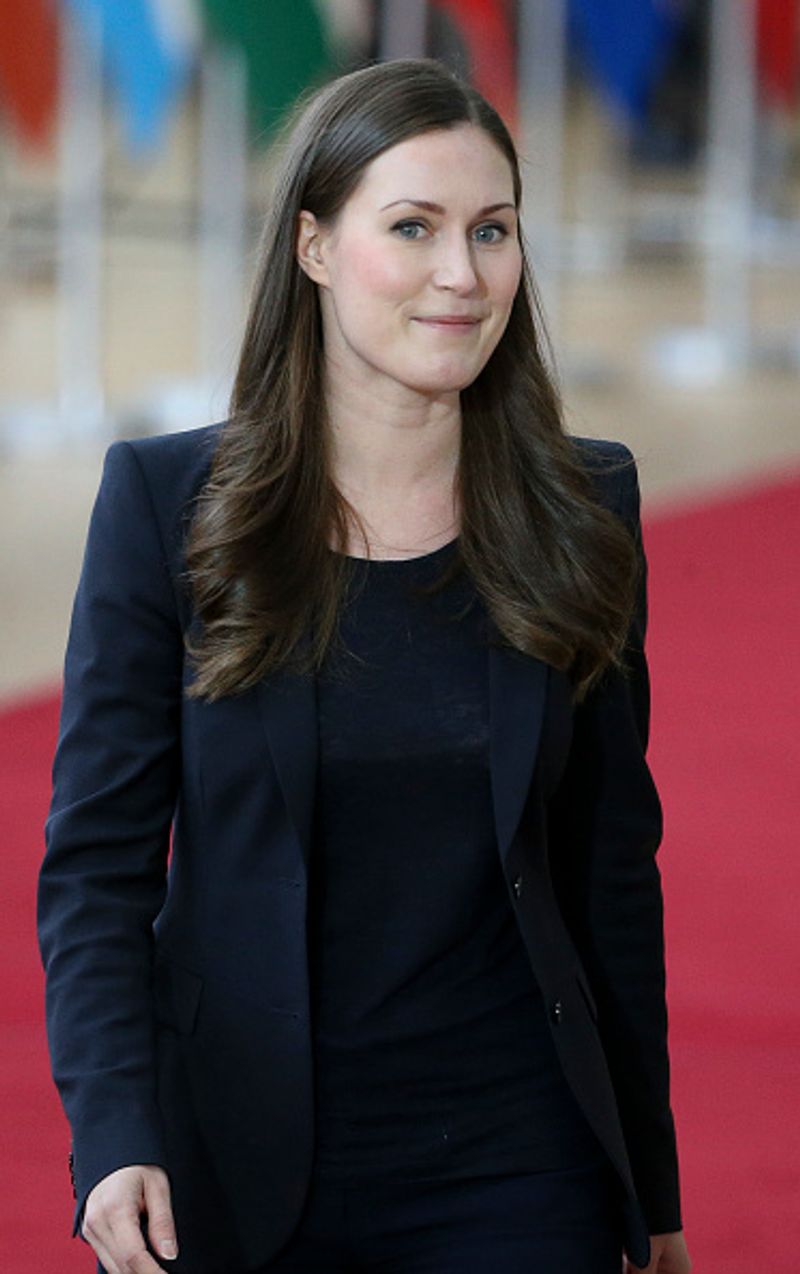 finland PM sanna marin introduces four day work week with 6 working hours KPP