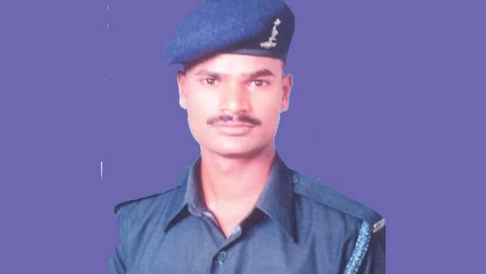 Soldier Died After Falling From Train in Maharashtra Soldier Died After Falling From Train in Maharashtra