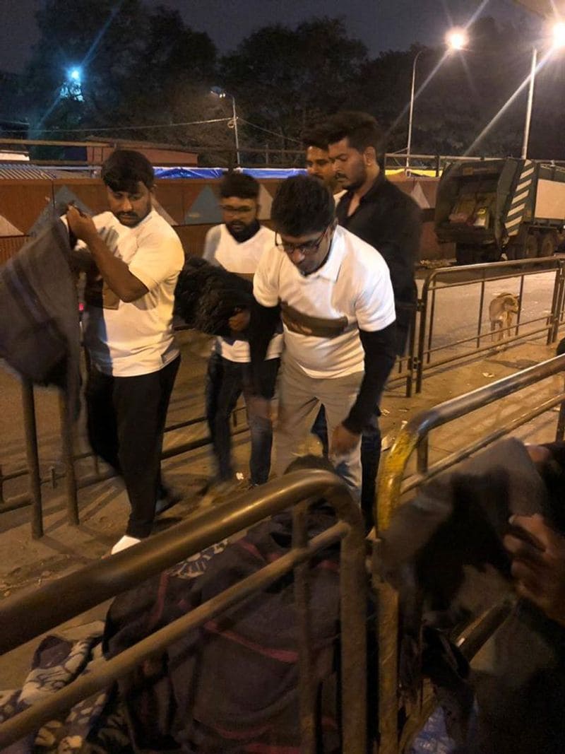 KGF 2 Yash birthday special photos of fans involves in social work