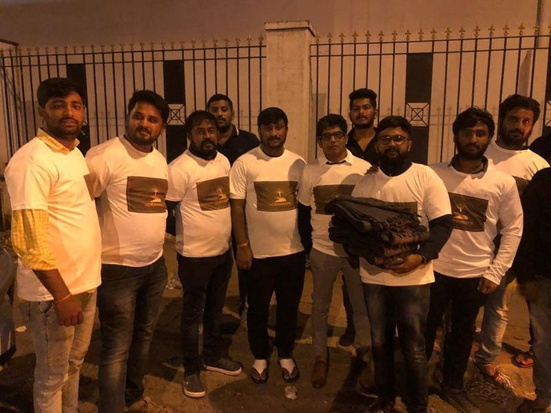 KGF 2 Yash birthday special photos of fans involves in social work