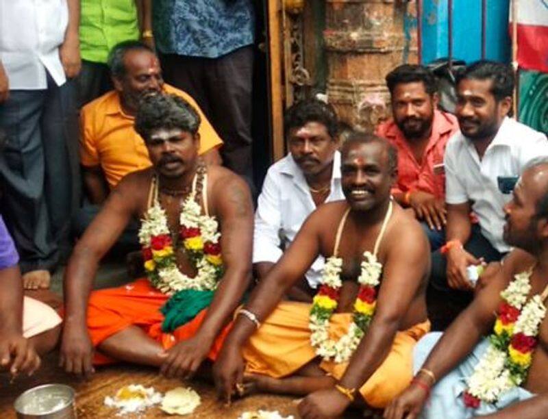 rajini fans following devotional methods for darbar success