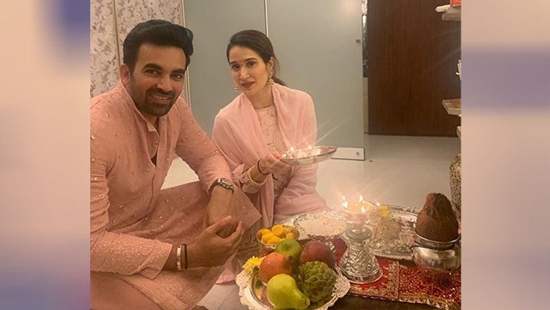 Wife Sagarika, is 7 years younger than Zaheer Khan, his family agreed for marrige after watching chak de india KPB