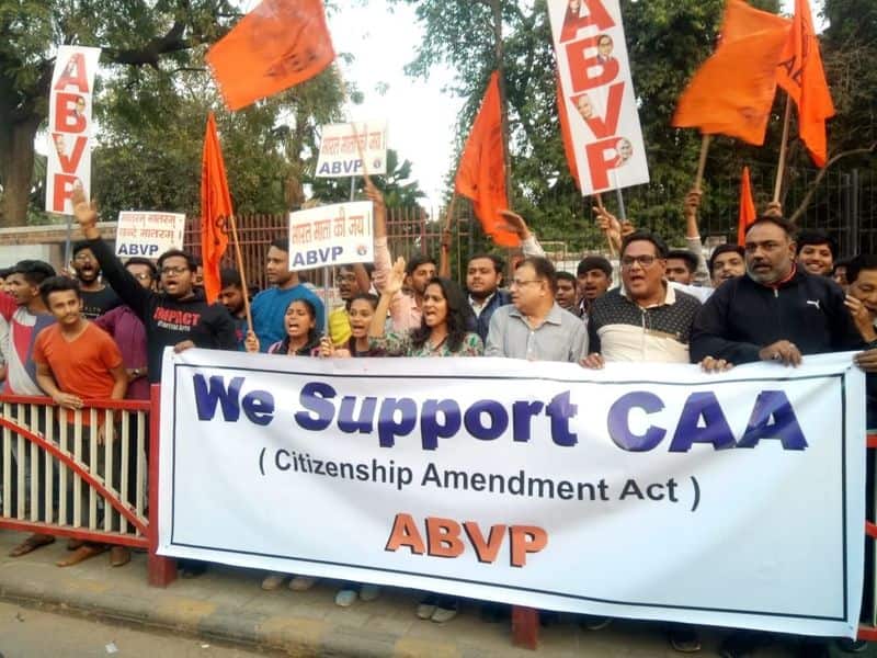 truth behind the photo of abvp members against caa