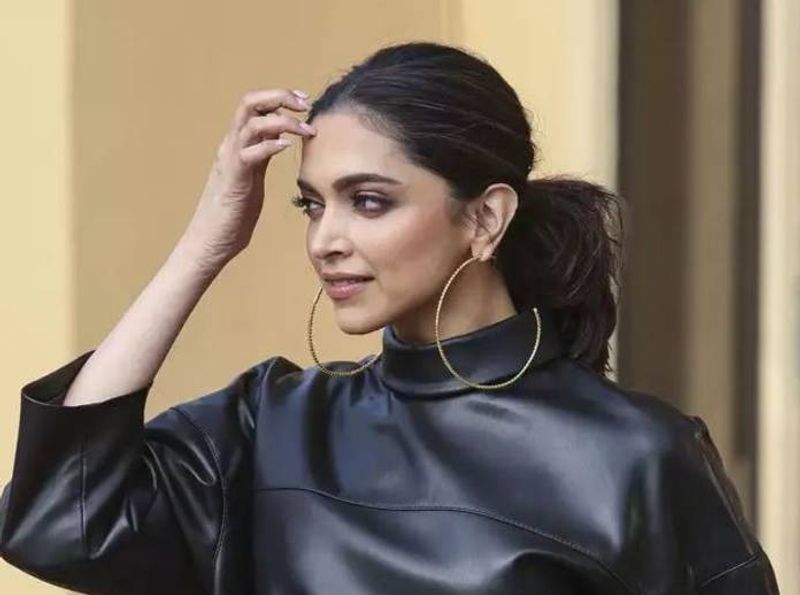 deepika padukone boygott her film