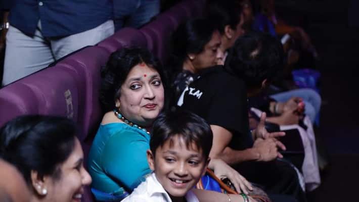 Super Star Rajinikanth Family Watch Darbar Movie In Rohini Theatre Super Star Rajinikanth Family Watch Darbar Movie In Rohini Theatre