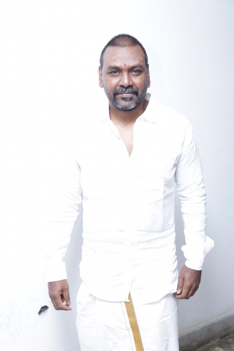 super star family watch darbar movie in rohini theater