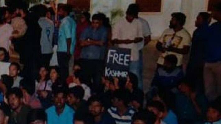 its not wrong to say free kashmir says advocate dwarakanath in kolar its not wrong to say free kashmir says advocate dwarakanath in kolar