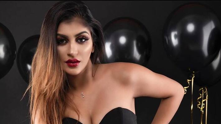Actress Yashika Anand Hot Photo going Viral In Social Media Actress Yashika Anand Hot Photo going Viral In Social Media