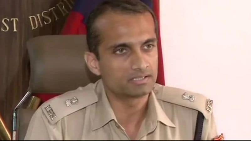 IPS Ingita Singh was bitten by a tooth during JNU Students protest in Delhi kpn