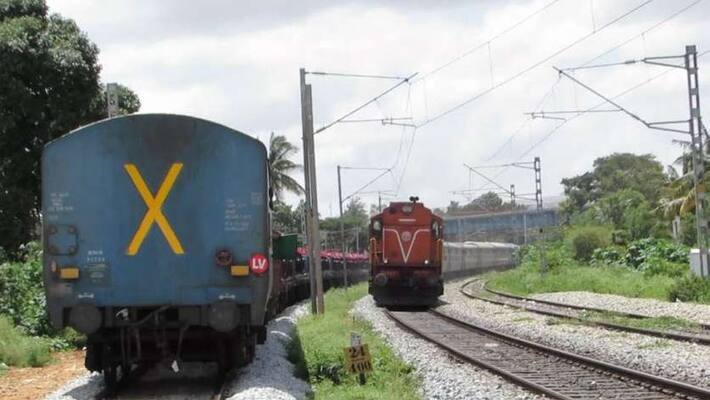 train service resumed on alappuzha root train service resumed on alappuzha root