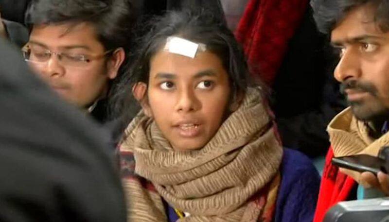 Accuser turns suspect as Delhi police point fingers at Aishe Ghosh in JNU violence