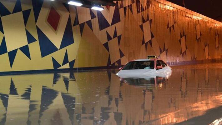 Rain brings UAE traffic to a standstill Rain brings UAE traffic to a standstill