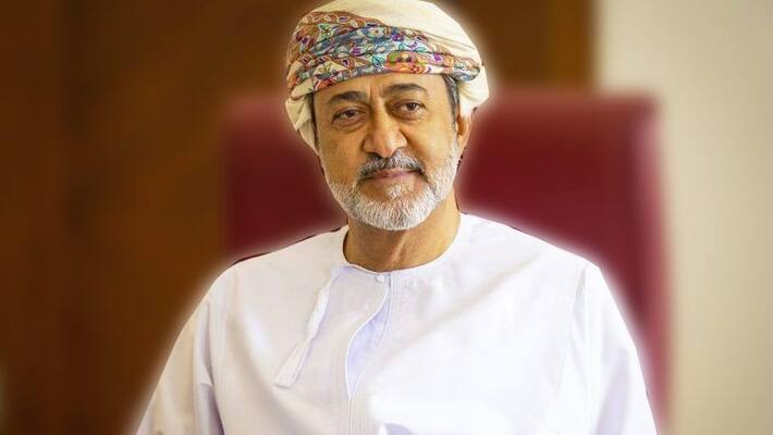 Oman sultan issues Royal Decree fixes official holidays Oman sultan issues Royal Decree fixes official holidays