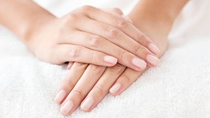Follow those home remedies in monsoon to solve weak nail problems ABSC Follow those home remedies in monsoon to solve weak nail problems ABSC
