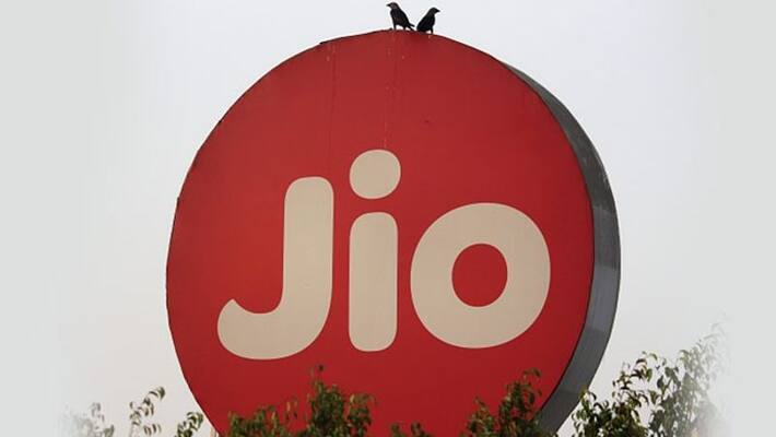 Reliance Jio again hike data price rupees 20 per GB Reliance Jio again hike data price rupees 20 per GB