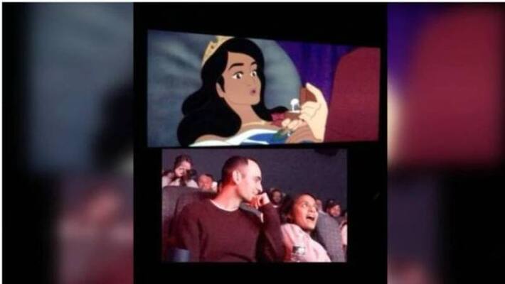 Man proposed girls in a theater viral video Man proposed girls in a theater viral video