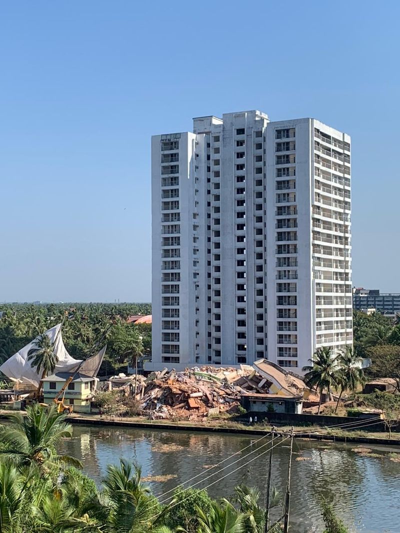 maradu flat demolition photo story
