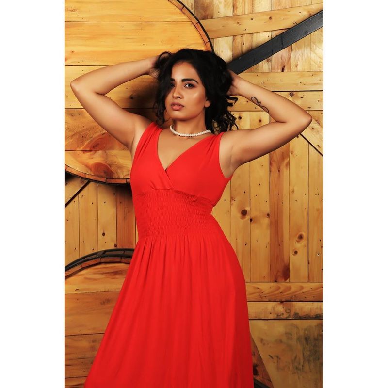 Actress Srushti Dange Hot Photo Gallary