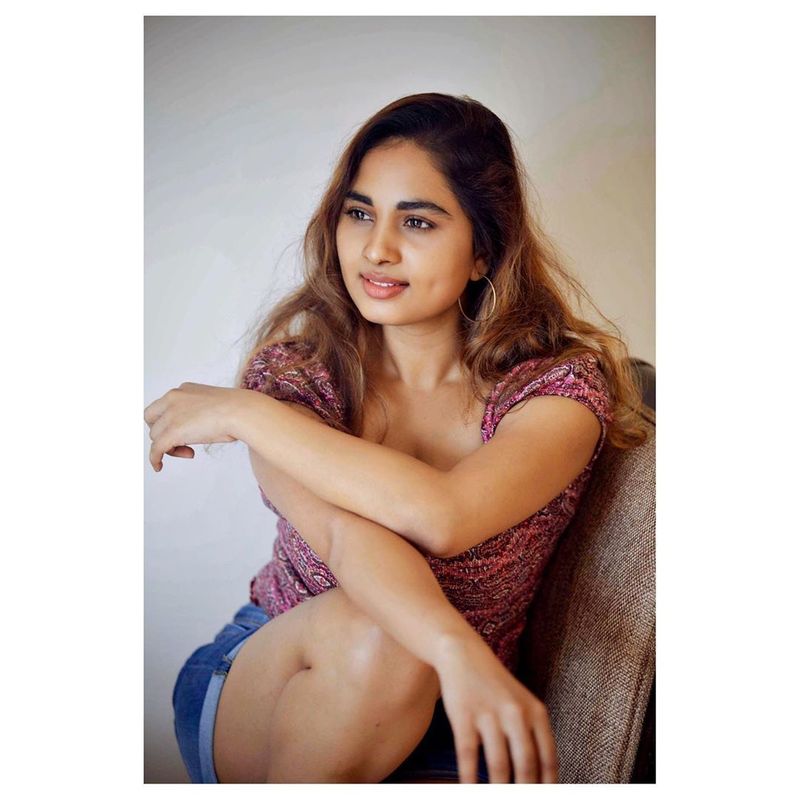 Actress Srushti Dange Hot Photo Gallary