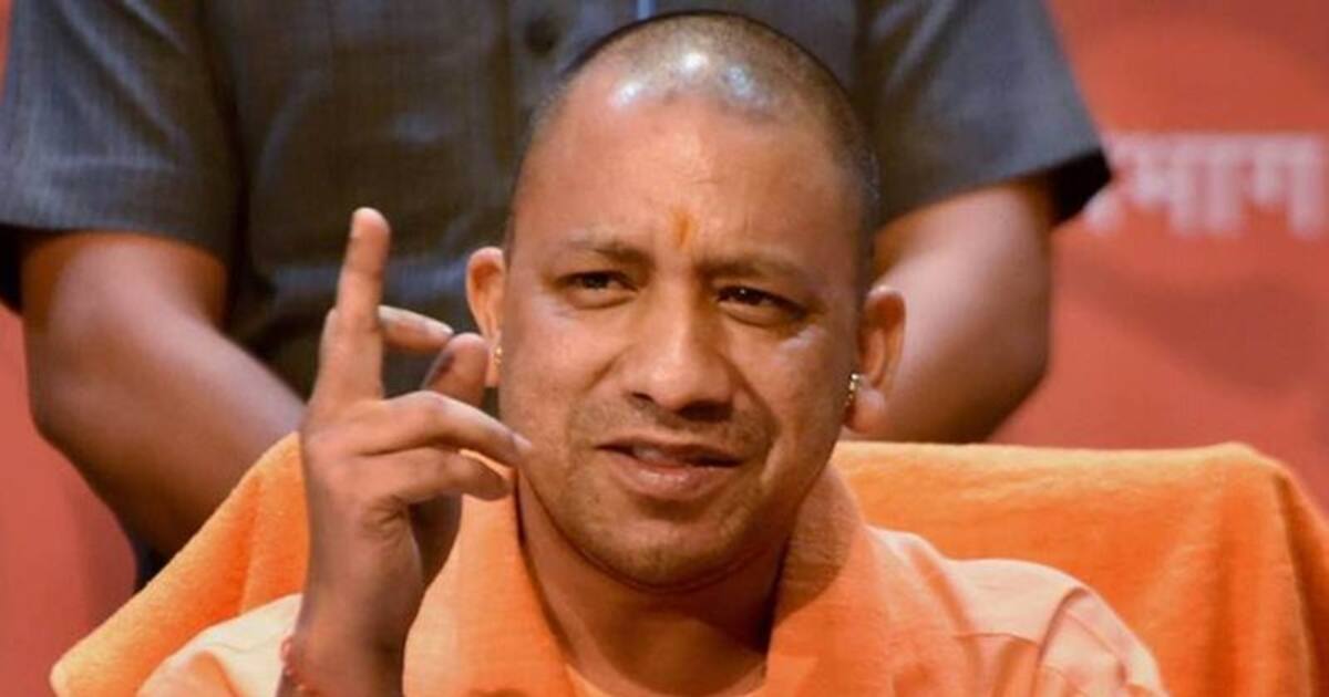 இங்கு நடப்பது 80 % க்கும் 20 % க்கும் இடையேயான போர்.. இஸ்லாமியர்களை குறிவைத்த யோகி.? கொதிக்கும் எதிர் கட்சிகள்