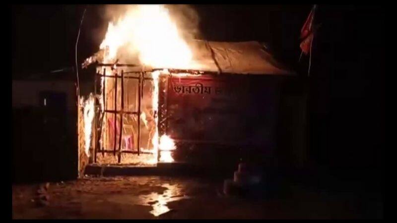 fire in bjp office at west bengal