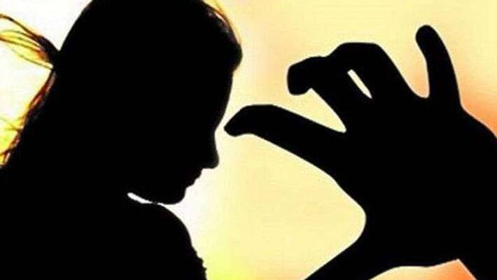 Man molested minor girl In front of her father in Vijayawada Man molested minor girl In front of her father in Vijayawada