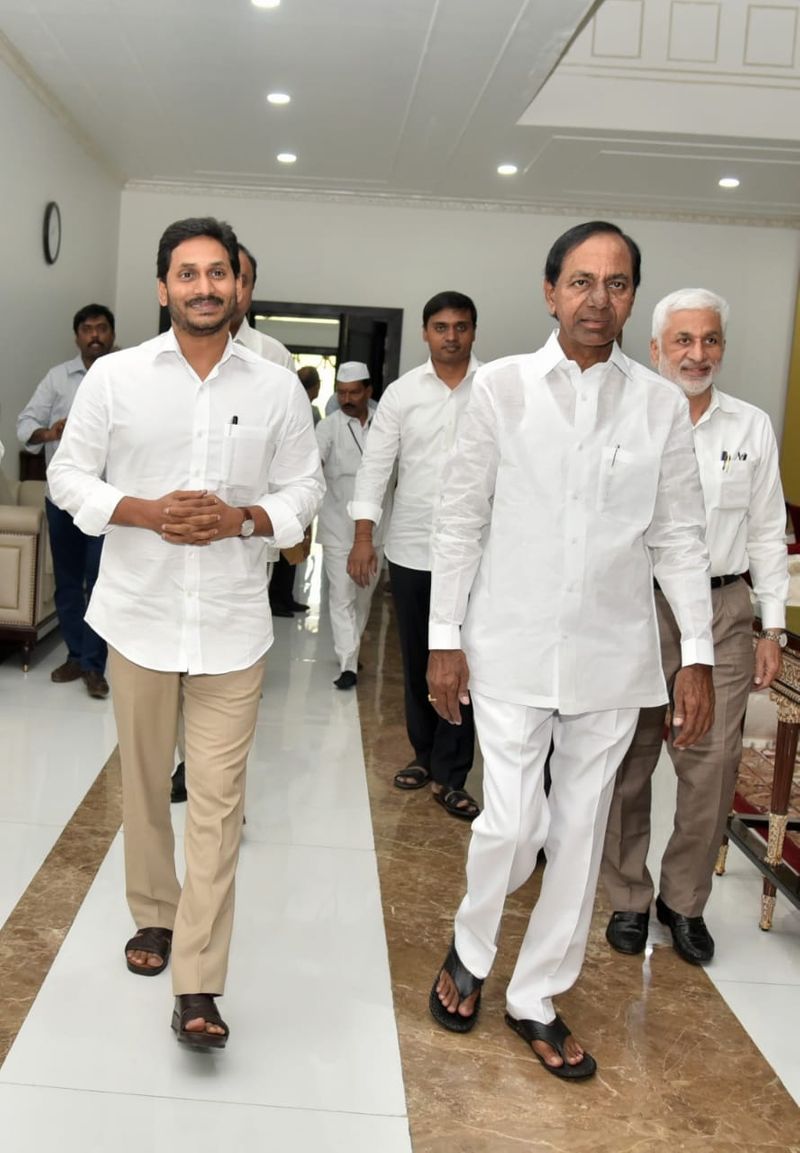 ap cm jagan, ts cm kcr lunch meeting at pragati bhavan