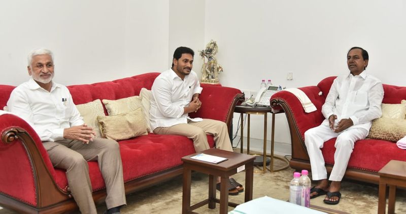 ap cm jagan, ts cm kcr lunch meeting at pragati bhavan