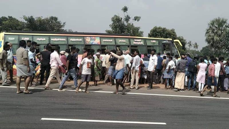 bus-car Collision...4 people dead