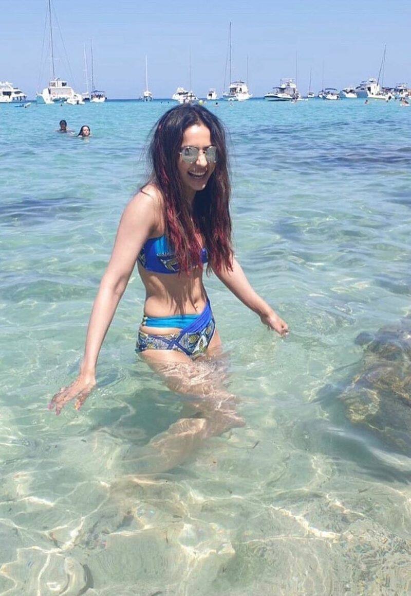Actress Rakul Preet Singh Hotness Overloaded Bikini clicks Going Viral