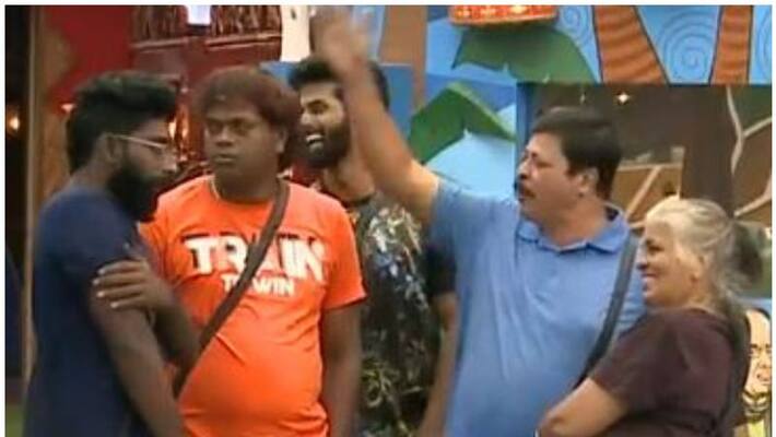 Pareekkutty Rajini Chandy conflict in bigg boss Pareekkutty Rajini Chandy conflict in bigg boss