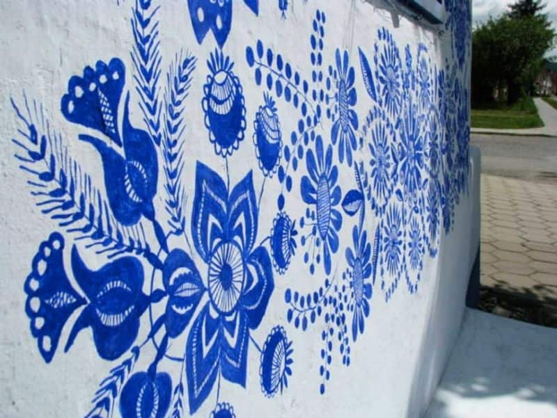 Czech granny turns ordinary walls into beautiful canvas