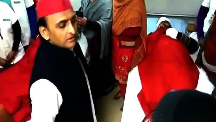 Akhilesh Yadav Asks Doctor To Leave Ward Accusing Him A RSS Member Akhilesh Yadav Asks Doctor To Leave Ward Accusing Him A RSS Member