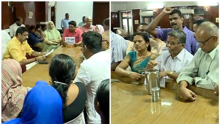 again protest in palakkad municipality over citizenship act discussion again protest in palakkad municipality over citizenship act discussion