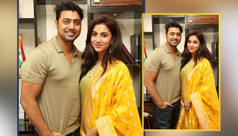 তবে এর থেকে বেশি খোলসা করে কিছুই জানাননি অভিনেতা। ফলে বিয়ের খবর নিয়েও তৈরি হয়েছে জটিলতা। কারুর মতে এটি ছবির খবরও হবে পারে।