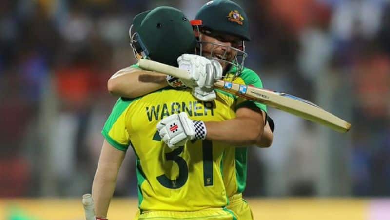 india lost to australia in first odi by 10 wickets