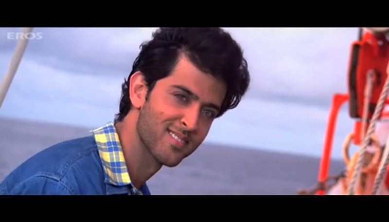 দুই দশক কেটে গেলেও 'এক পাল কা জিনা'গানটি যেন অমর রয়েছে প্রত্যেকের হৃদয়ে। নাচের প্রতিটি স্টেপও যেন একই রয়ে গেছে মনের মধ্যে। গানটি বাজলেও আজও যেন নিজেদের অজান্তেই হাত, পা নেচে ওঠে।