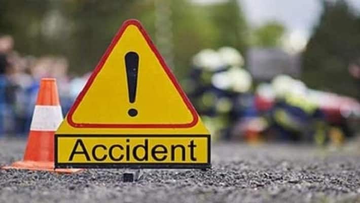 School bus accident at Bypass crossing in kolkata School bus accident at Bypass crossing in kolkata