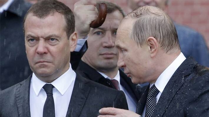 resignation of russian prime minister Dmitry Medvedev and problems in Russian politics and role of Putin resignation of russian prime minister Dmitry Medvedev and problems in Russian politics and role of Putin