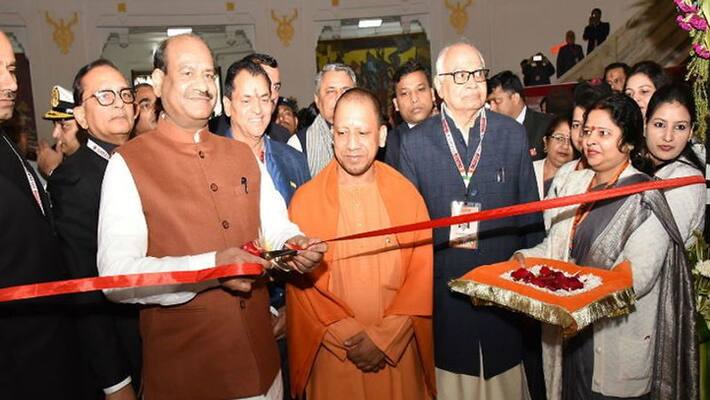 Yogi Adityanath Government is accused in alleged involvement to stop Kawali in a function Yogi Adityanath Government is accused in alleged involvement to stop Kawali in a function