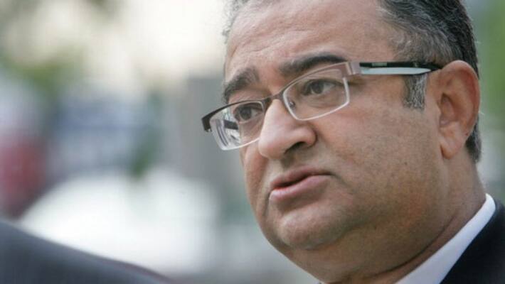 Pakistani Actress slams Tarek Fatah for promoting fake polio video Pakistani Actress slams Tarek Fatah for promoting fake polio video
