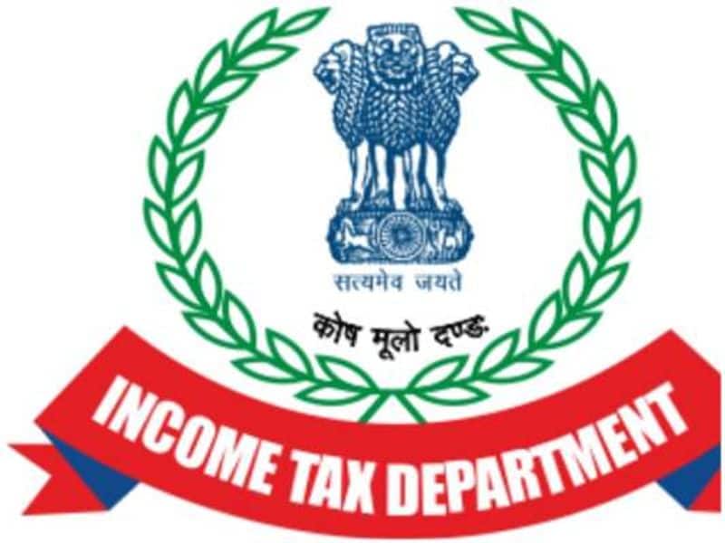 Income tax dept notice to poor labour to pay Income tax