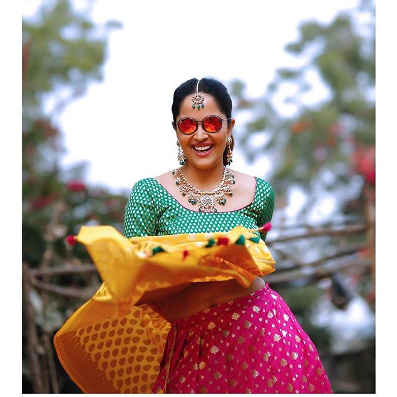 Anchor Anasuya Hot Photos Captioned Paddathi Paadu Series