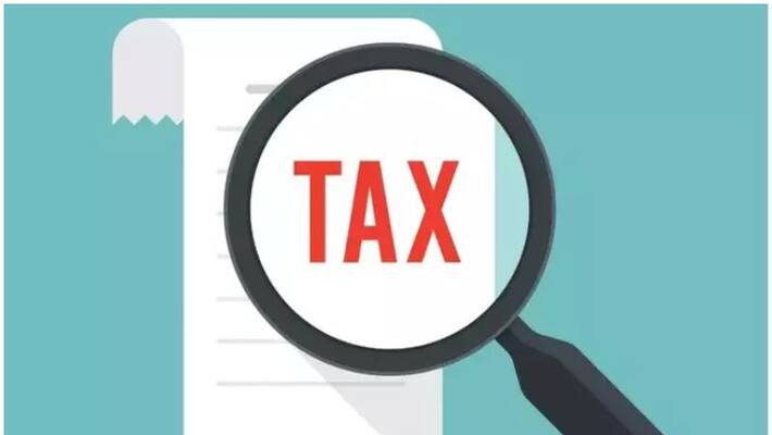 one crore income tax notice to man who have daily income 300 rs one crore income tax notice to man who have daily income 300 rs