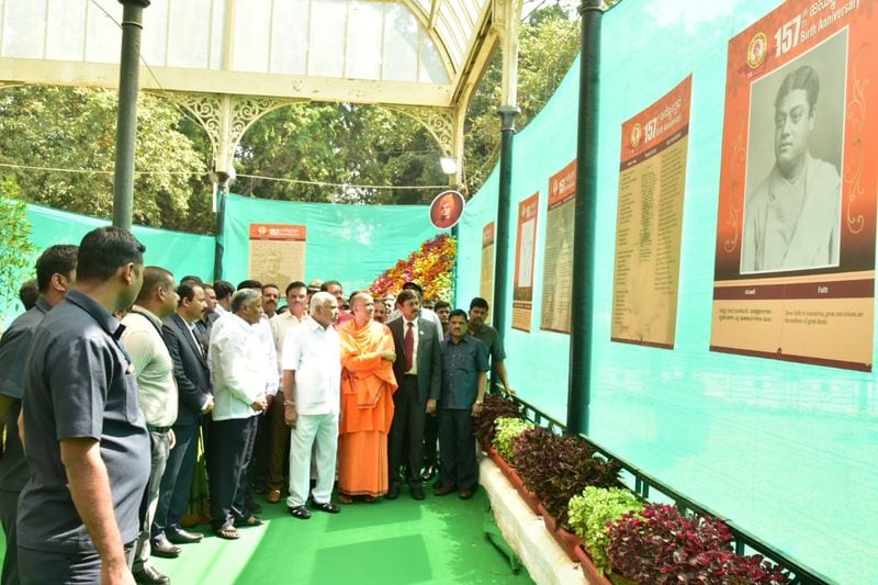 CM BSY inaugurates republic day 211th flower show In lalbagh at Bengaluru