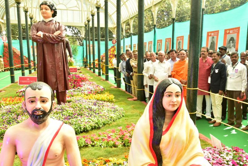 CM BSY inaugurates republic day 211th flower show In lalbagh at Bengaluru