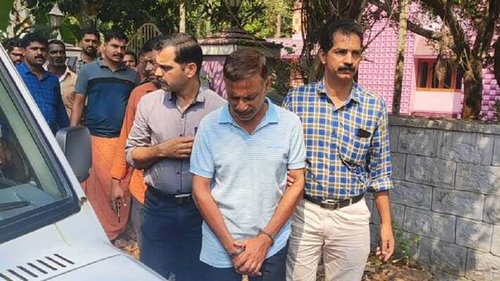 mukkam murder case accused took home for proof mukkam murder case accused took home for proof