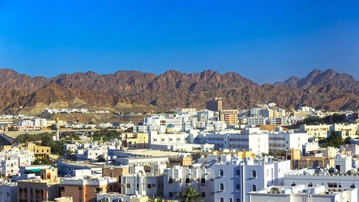 oman decided to cut spending due to oil price down oman decided to cut spending due to oil price down